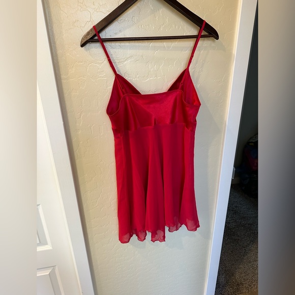 Victoria’s Secret Red Chemise Gown Panty Set - Picture 3 of 10